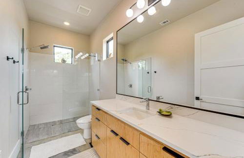 20-Acre Property with Trail Hill Country Hideaway! - Foto 12