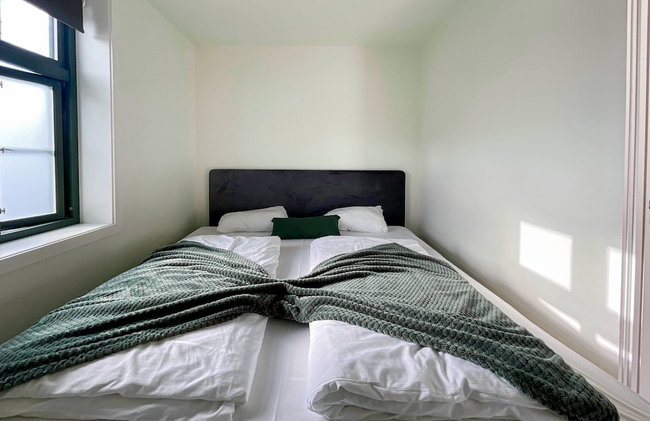 Vibrant Apartment on Bustling Street, Above a Restaurant - Perfect for Tourists, - Foto 10