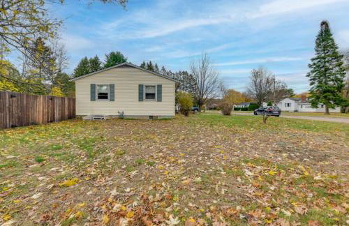 15 Mi to Cochrans Ski Area Cozy Home with Yard! - Foto 23