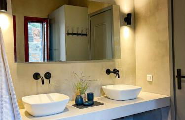 Modern Stone Villas with Swimming Pool - Foto 35