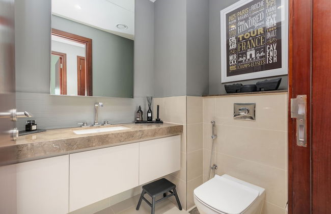 Luxurious Dubai Hills with balcony park view - Photo 18