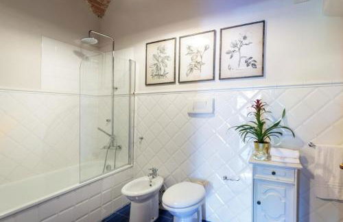 Villa Chianti, your Secret 4 Bedrooms Retreat with View over the Vineyards in Marcialla - Foto 88