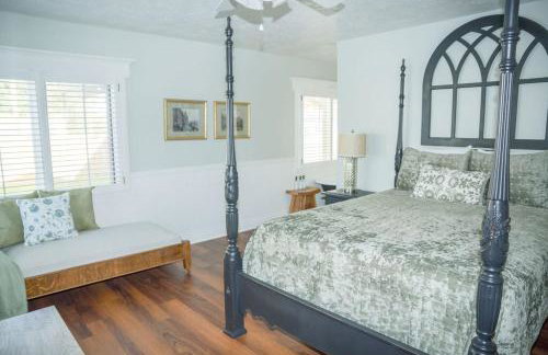 Historic and Charming Birch House - Foto 42