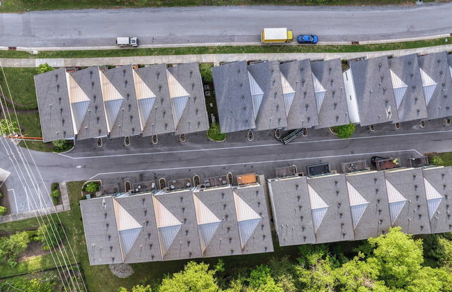 Luxe 4bdr w/ Balcony & Parking, 10 Mins to Broadway 9th Avenue by Avantstay - Foto 41