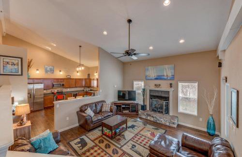 Luxury 4BR Near Lake Pepin with Game Room - Breeze - Foto 6