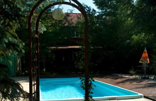 Dom z basenem nad Narwią - Foto 21