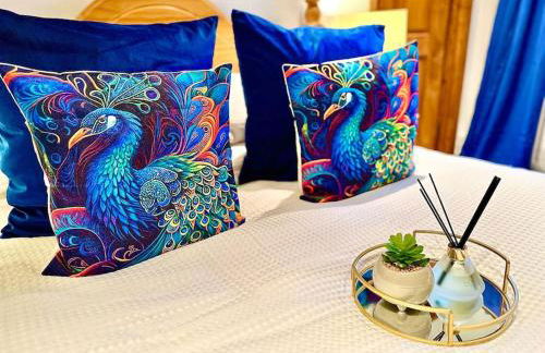 16th Century Farm House,6 Beds,5 BATHROOMS,SLEEPS 15,BBQ,HOT TUB,CINEMA ROOM WITH SURROUND SOUND,With Cymru Holidays - Foto 61