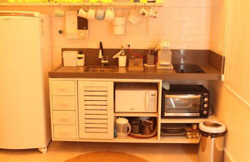 Casa d'Aroeira Residencial Boutique - Centro de Juqueí - Perto de Tudo - 2 quadras do Mar - Serviço de Praia - Roupa de Cama 600 fios algodão Egípcio - Tudo Novo - Estacionamento Interno - Cozinha - Consulte unidades com Ofurô Hidro e Cromoterapia - Foto 63