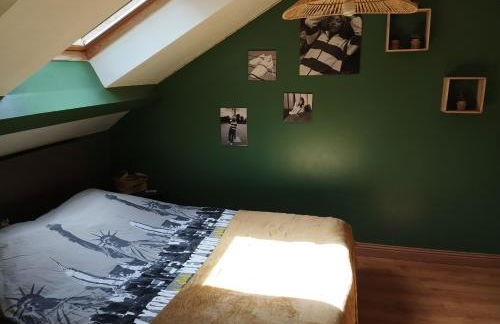 Familly 3 se trouve a 10 min du circuit des 24 h du mans 1 H 30 du péage saint Arnoult 15 min du pôle européen du cheval a savignee l'évêque - Photo 10