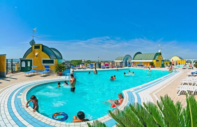 Cristoforo Colombo Holiday Complex in Caorle, Close to the Beach - Foto 5