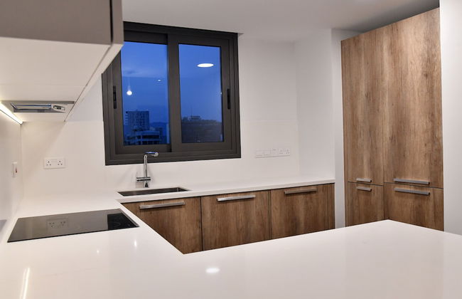 Baz Tower - Photo 20