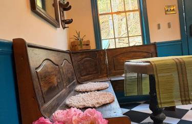 Vintage Lovers` Cabin with Jacuzzi & Lake Access - Foto 33