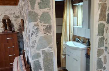 Woodstone House - Photo 43