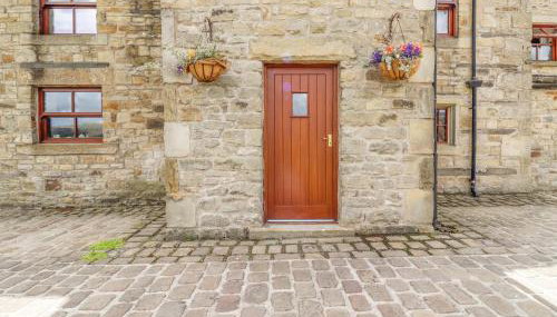 Orcaber Farmhouse - Photo 3