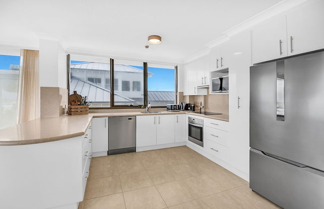 Albatross North Apartments - Photo 34