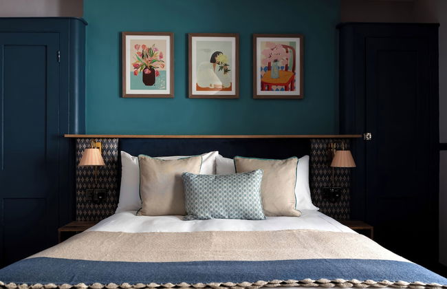 Round House Apartments - Photo 4