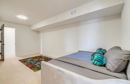 Spacious Camano Home with Hot Tub and Water Views! - Foto 27