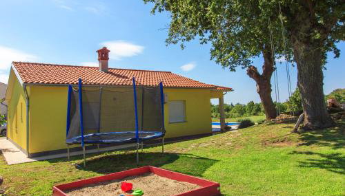 Cozy villa Paradiso with pool immersed in the greenery - Foto 3