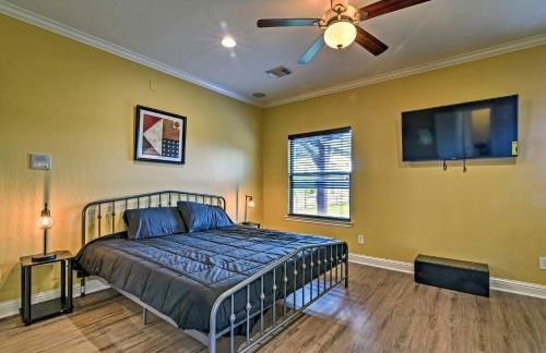 Walk to Bayshore Park Lakefront Dickinson Gem! - Foto 13