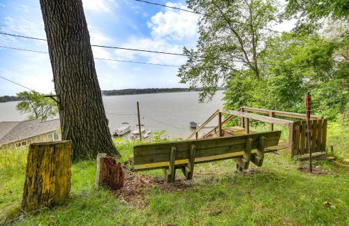 Group Retreat on Wolf Lake! Paddle, Fish & BBQ - Foto 33