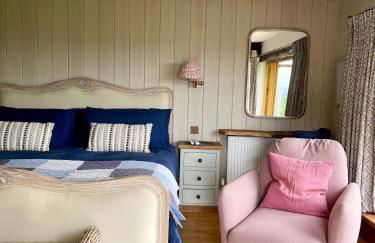 Stunning house, fenced garden, and outdoor dining! - Foto 27