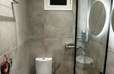 Theodore's cosy apartment - Foto 10