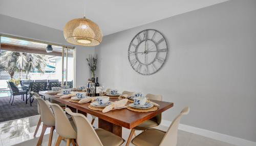 Modern 4 Bedroom -Kosher - Heated Pool - Game Room - Foto 2