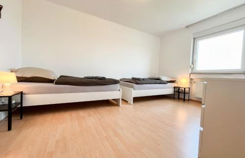 Home4Now BM01 Monteursunterkunft in Bergheim I 3 Schlafzimmer für 6 Personen I Küche I SmartTV I WiFi I Parkplatz - Foto 5