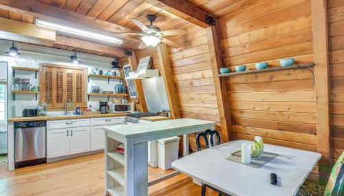 Pet-Friendly Lavonia Cabin, Walk to Lake Hartwell! - Foto 3