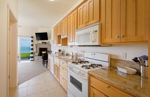 Seagull by OceanviewHotTubs Oceanfront Tesla chrging Shelter Cove - Foto 4