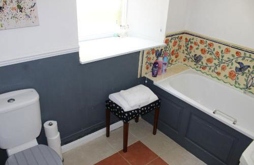 Spacious Cottage in the Grounds of a Scottish Castle - Photo 8