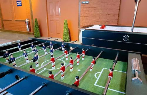 The West Wing at Eriviat Hall Hot Tub - Photo 42