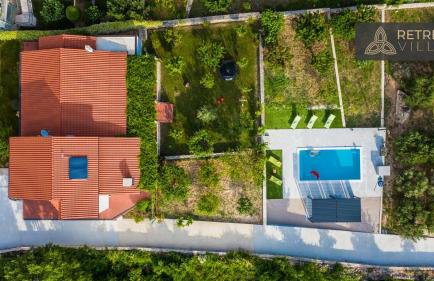 Villa Eleona with private pool and garden - Photo 9