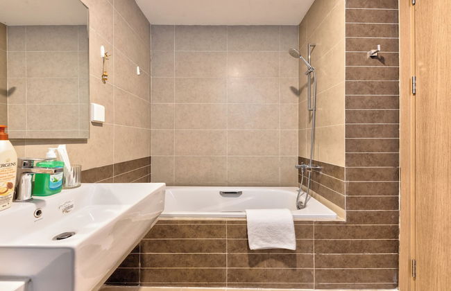 REM Rivergate Garden Pool Signature Apartments - Foto 41