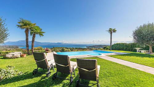 Villa Perla by Whale Homes - Foto 3, Garden, sunbed