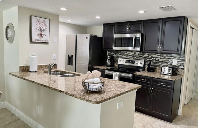 Grand Deluxe 3BD Condo Apartment Near Disney 11 - Foto 9