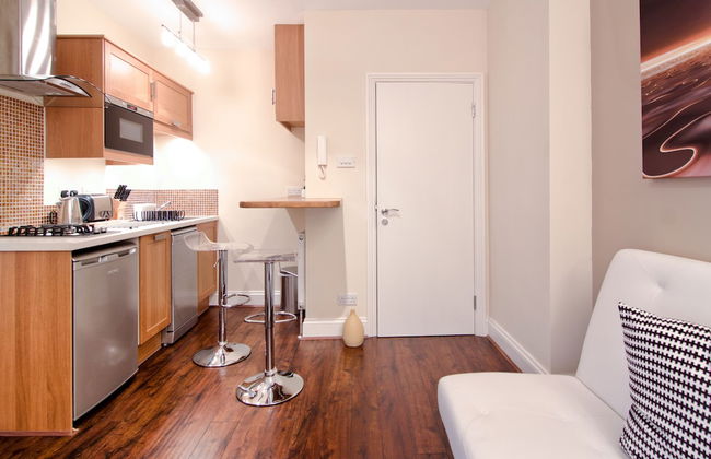 SHQ Apartments - Photo 69