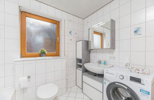 G02 große Wohnung - ideal für Teams und Monteure - Self Check-In - Foto 16