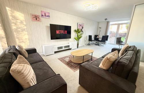 3 bedroom house with free parking - Foto 11