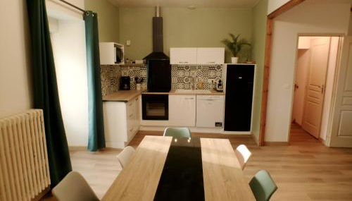 MAISON DU SOUVENIR 70 m2 près du Futuroscope - Foto 3, stove