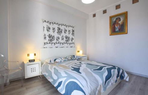 Amazing Apartment In Trappitello - Foto 13