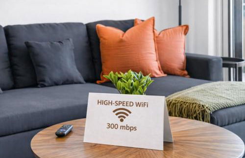 Cozy 2BR Retreat near Downtown - Foto 52