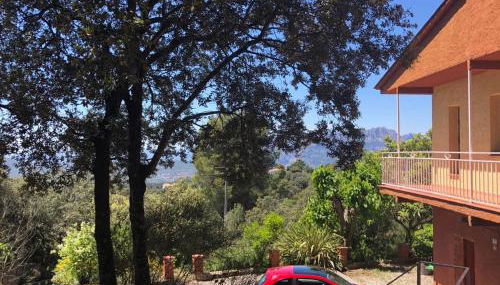 villa 7 personnes 45 mn Barcelone vue sur Montserrat - Foto 2