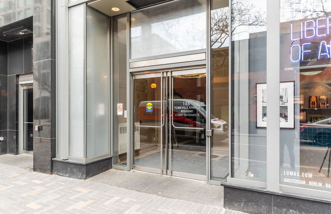 Charming Yorkville Condos - Photo 63