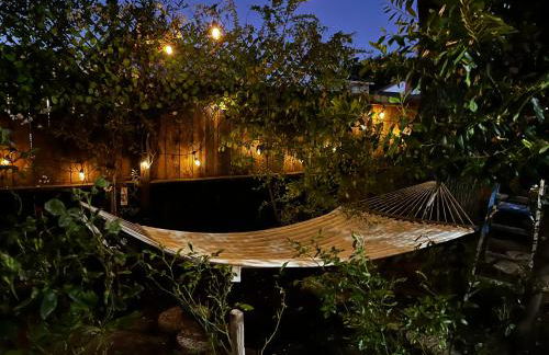 Spacious Home Steps from Huge Park and Outdoor Fun - Foto 34