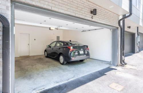 6 Bedroom Quiet Townhome! 6min to Airport & 15min to Downtown! - Foto 41