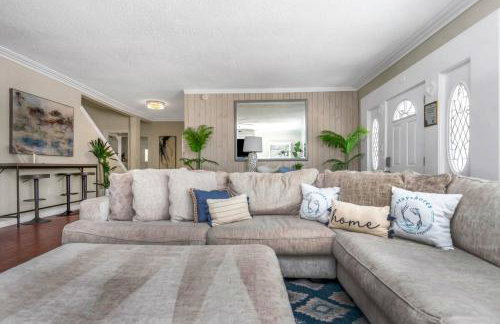 Huge 8BR wHTD Pool Ensuites Games Near Beach - Foto 16