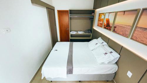 ACONCHEGANTE E MODERNO APARTAMENTO PERTÍSSIMO DA PRAIA - Foto 2, wardrobe