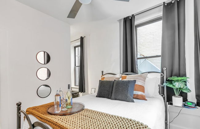 RESTAURANT on site. Walk to everything by RedAwning - Foto 2