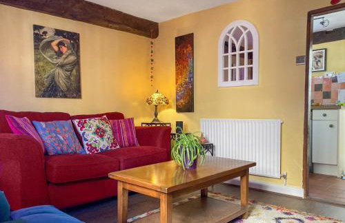 Sunny Meadow Cottage - Photo 2